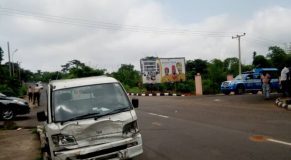 Man falls off vehicle, dies in Anambra accident
