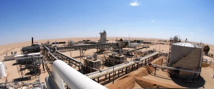 Libya moves to reopen oilfields, ports but checking safety first
