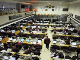 Stock Market Rebounds by 0.7% Amid Buying Interest