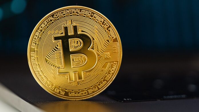 Bitcoin Price Takes Big Hit amid Binance, FTX ‘Deal’