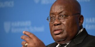 Ghanaians Ask President to Step Down over Economic Crisis