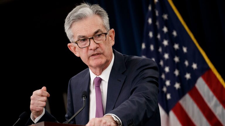 US Fed Chair Powell Maintains Hawkish Stance on Rates
