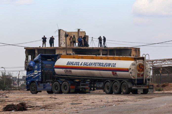 More Trucks With Fuel, Aid Head to Gaza Under Israel-Hamas Deal