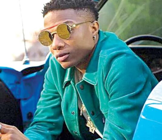 As the world celebrates Mother’s Day, fans of Nigerian music sensation, Wizkid, on Sunday took to X, formerly Twitter, to urge the artiste